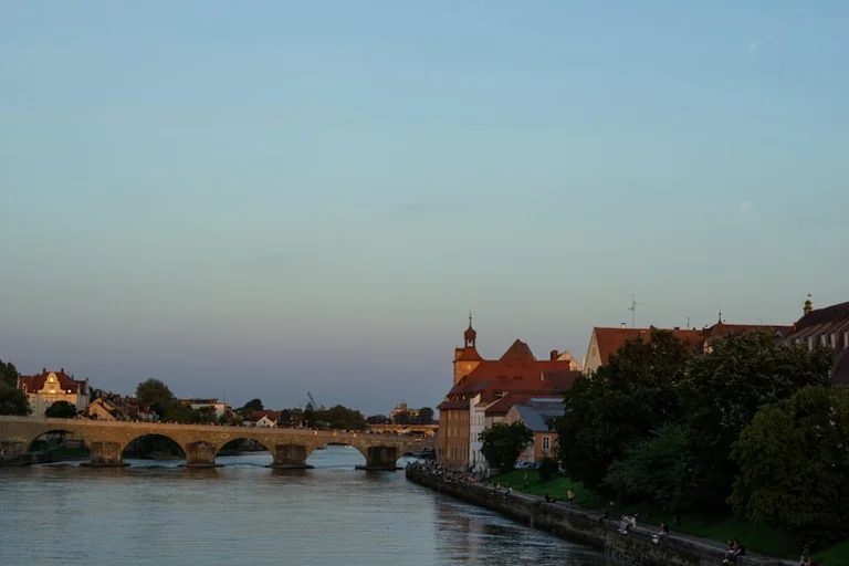 Regensburg über sieben Brücken entdecken – am 23. August