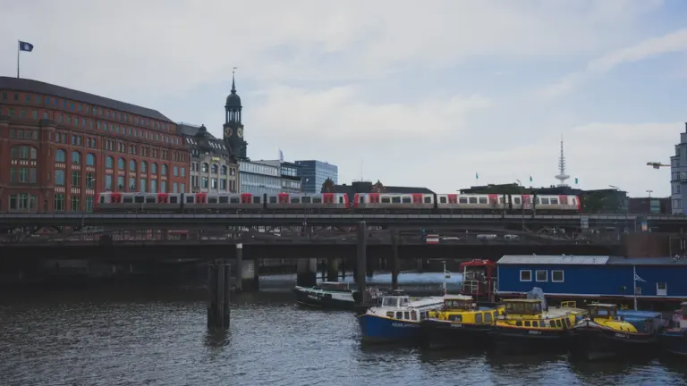 Schulstart in Hamburg: Was bis 20. August geklärt sein sollte