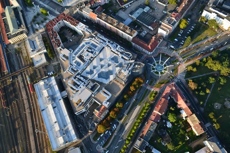 Vier Feste am 15./16. August mit planbarer Rückfahrt