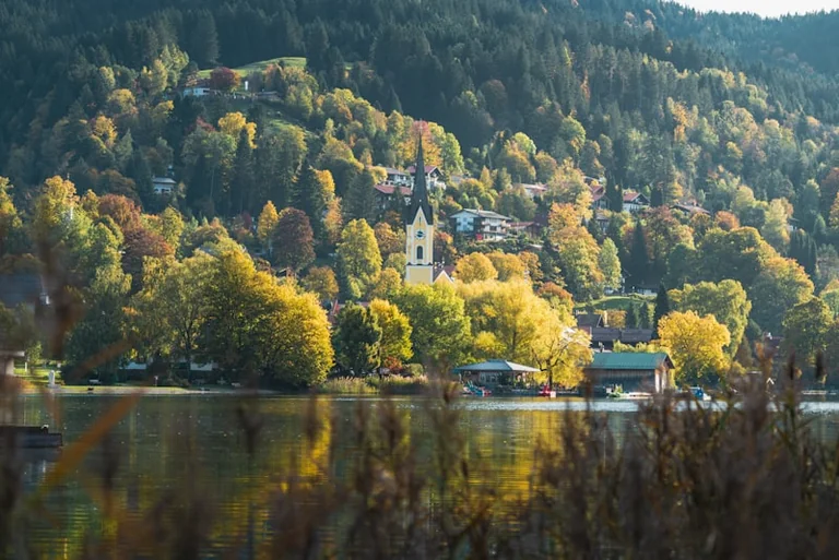 Wandern bei Paderborn: Kostenlose Tour zu Wewelsburg und Böddeken
