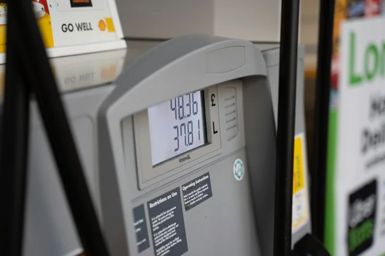 Benzin und Diesel am Sonntag richtig vergleichen