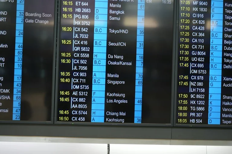 Flugverspätung im Ausland: Diese EU-Rechte können helfen
