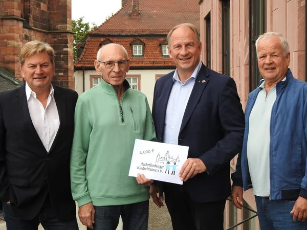 In Aschaffenburg sammelt ein Frühschoppen für Kinderträume