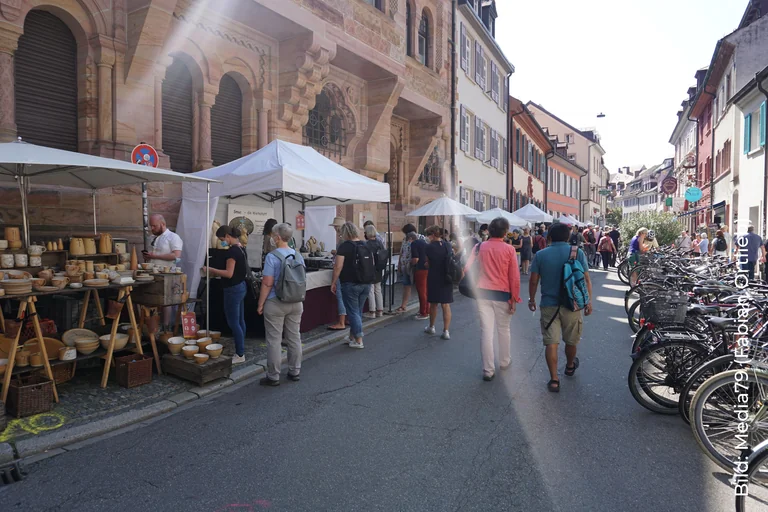 Kunsthandwerkermarkt Freiburg: Drei Tage freier Zugang: what residents need to know