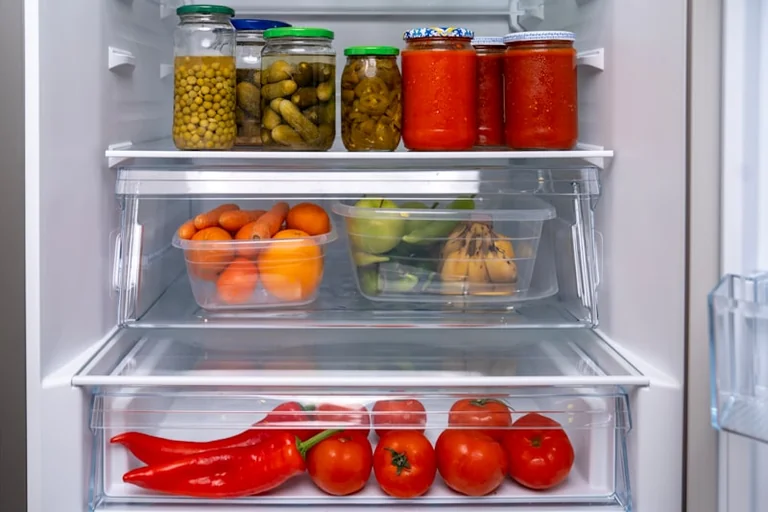 Lebensmittel richtig lagern: Kühlschrank oder Vorrat?