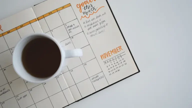 Wochenplanung ohne Überlastung: Drei Fragen für Montag