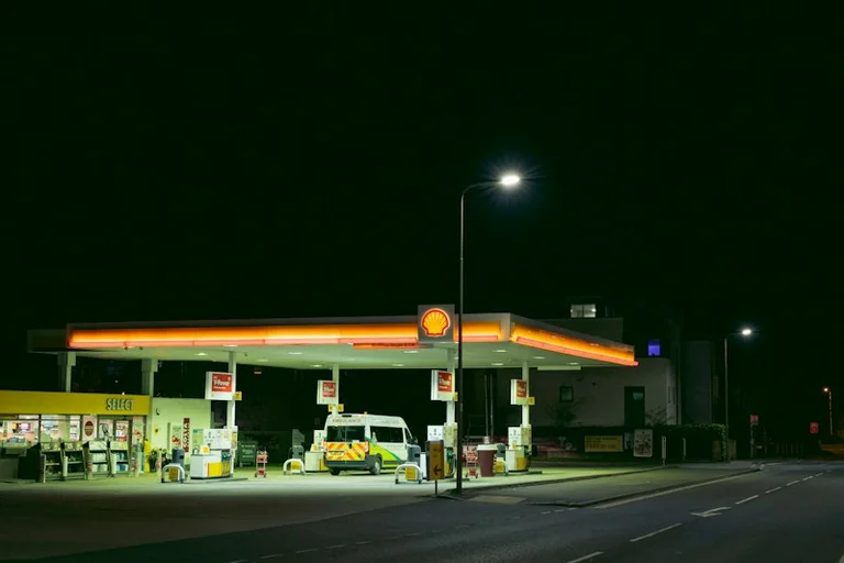 Spritpreise vergleichen: So rechnet sich der Tankstellen-Umweg
